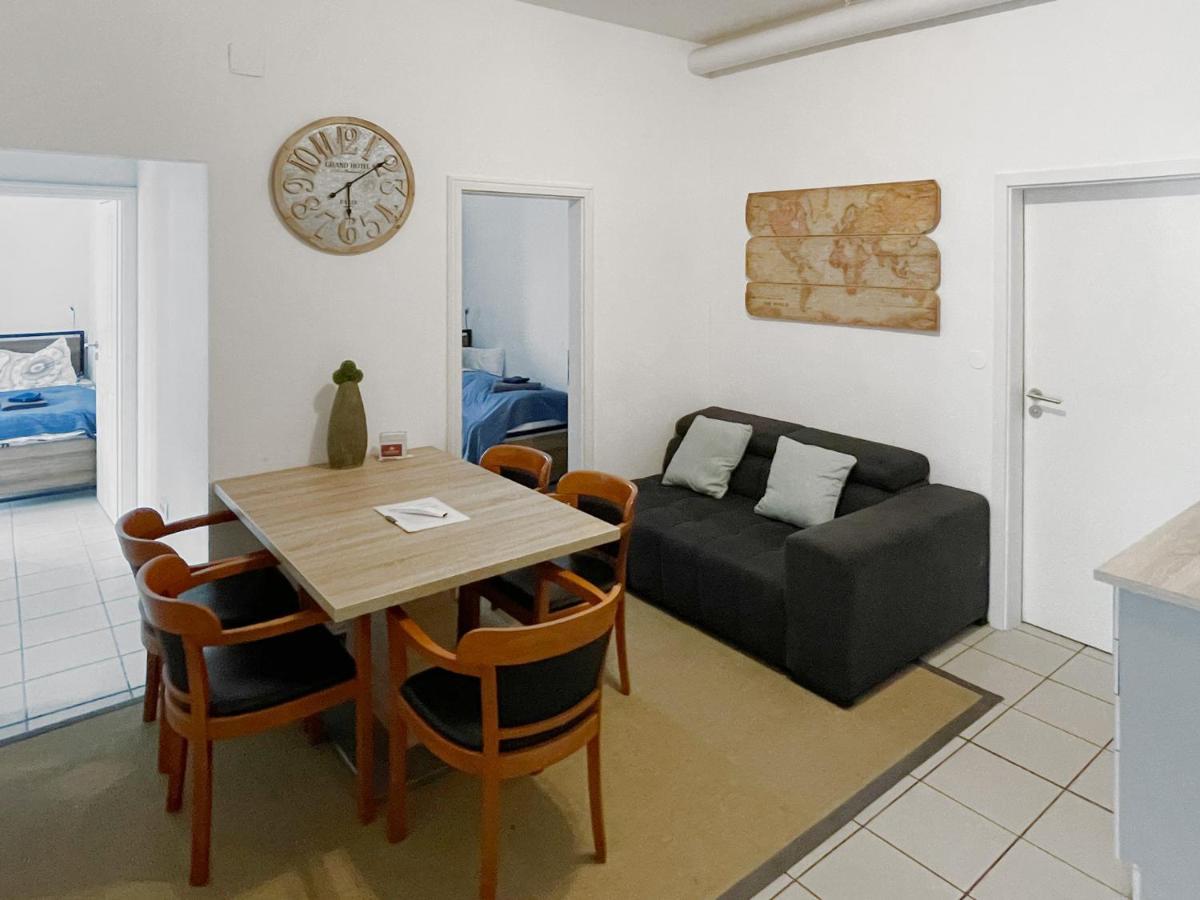 Schwanenburg Apartments Kolonie Rontgental Eksteriør bilde