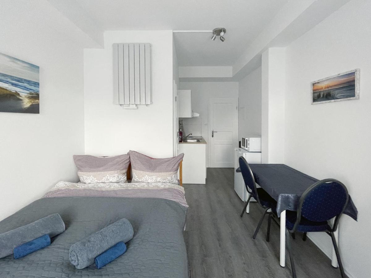 Schwanenburg Apartments Kolonie Rontgental Eksteriør bilde