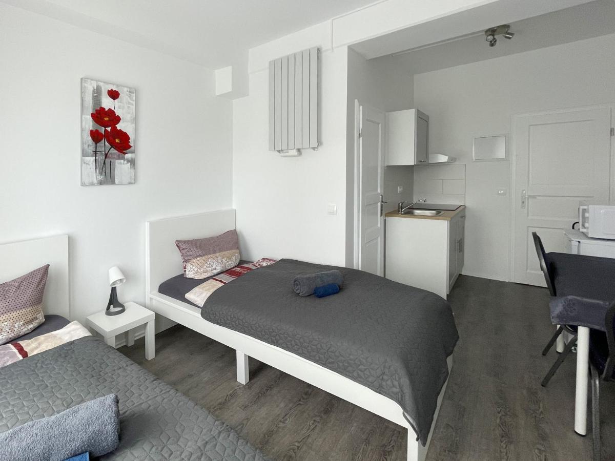 Schwanenburg Apartments Kolonie Rontgental Eksteriør bilde