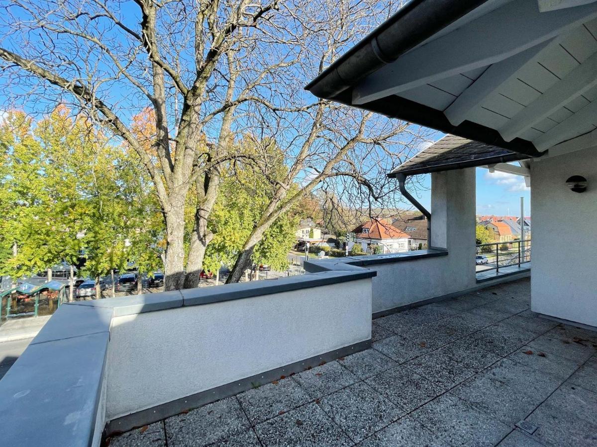 Schwanenburg Apartments Kolonie Rontgental Eksteriør bilde
