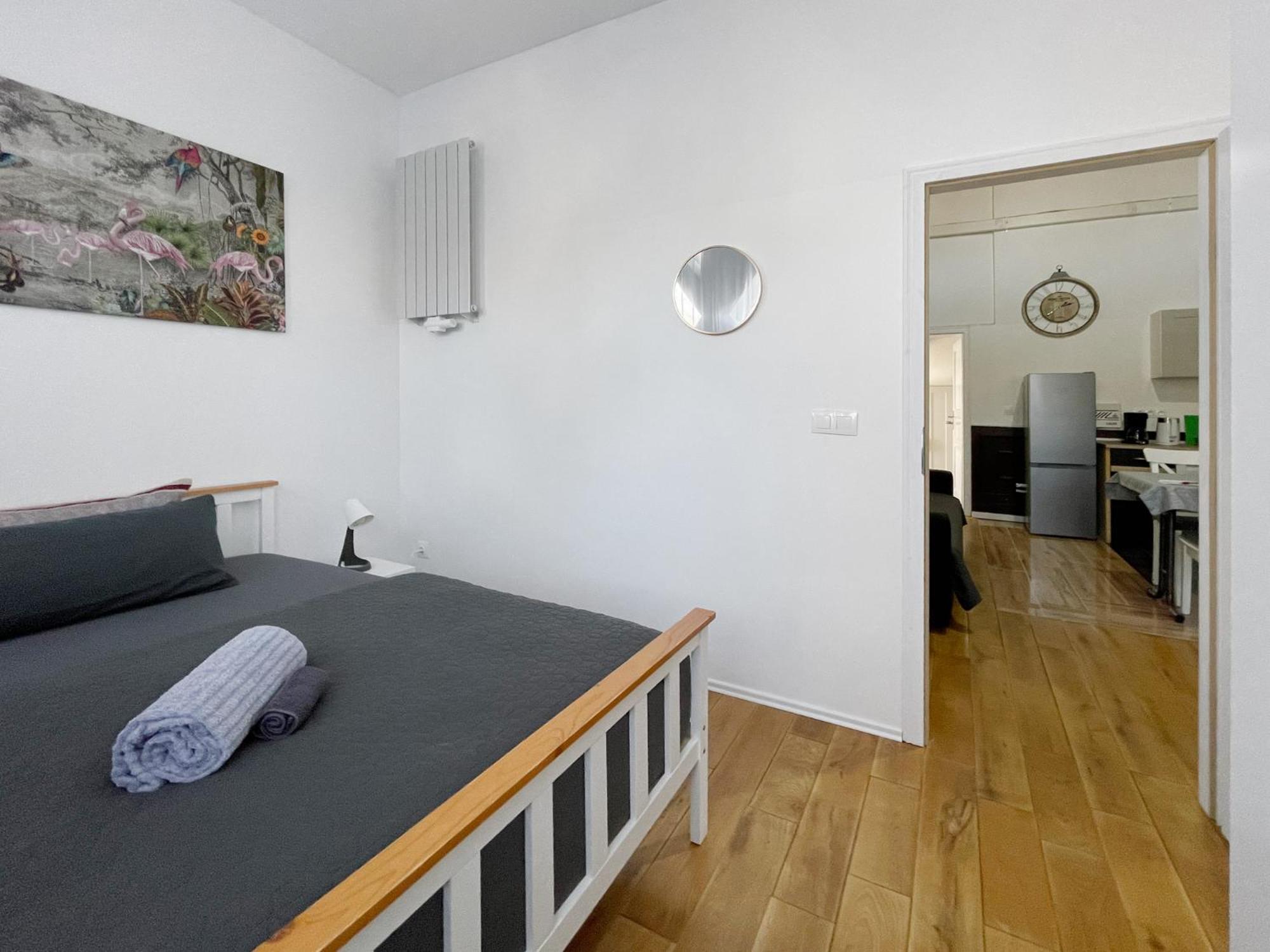 Schwanenburg Apartments Kolonie Rontgental Rom bilde